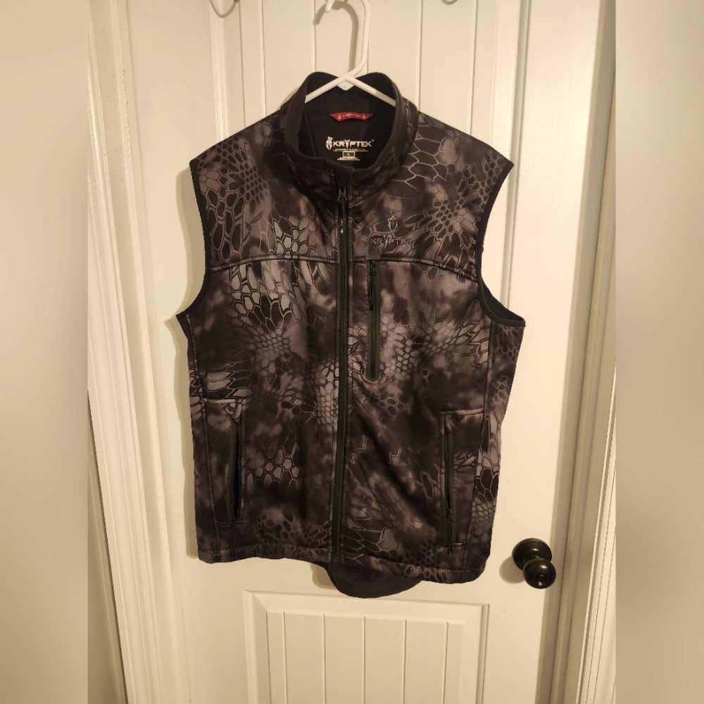 Kryptek Men's Black Tactical Vest. Size: L        Like New